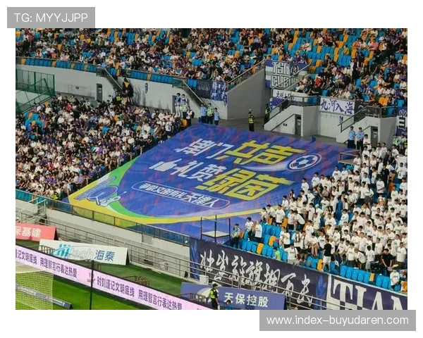 津门虎主场迎战泰山，王献钧远射中柱