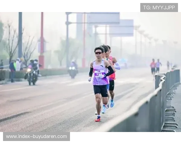 张德顺眉山10公里精英赛夺冠，刷新女子路跑最好成绩