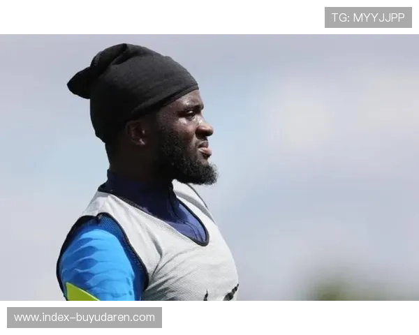 昂热新星谢里夫转会传闻,标价达2500万欧元 昂热新星谢里夫转会传闻,标价达2500万欧元